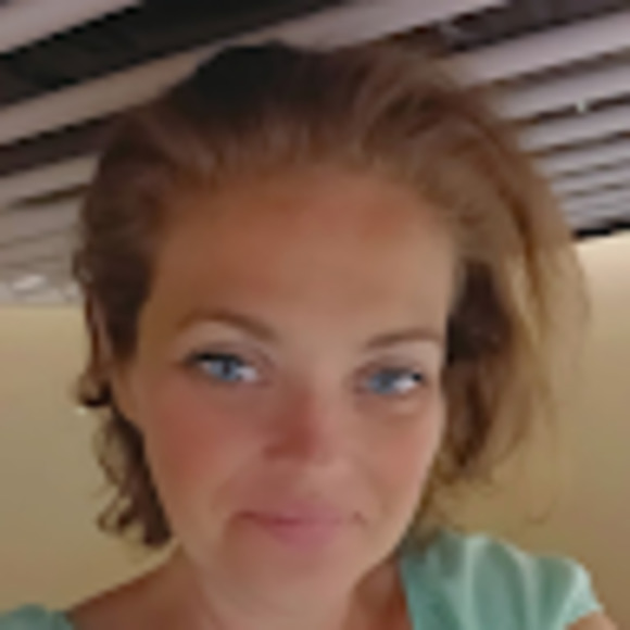 Meet your Posher, Brandy - Picture 1 of 1